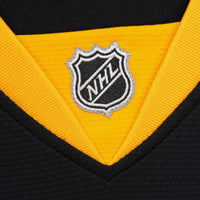 Boston Bruins David Pastrnak Black jersey – view 9