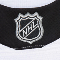 Colorado Avalanche Nathan MacKinnon White jersey – view 7