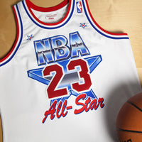 White jersey – view 1