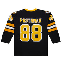 Boston Bruins David Pastrnak Black jersey – view 4