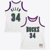 Milwaukee Bucks White jersey – view 1