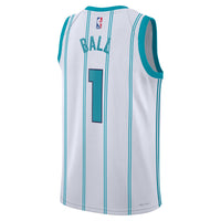 Charlotte Hornets White jersey – view 3