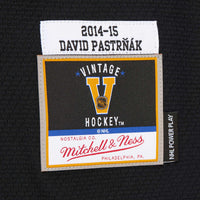 Boston Bruins David Pastrnak Black jersey – view 8