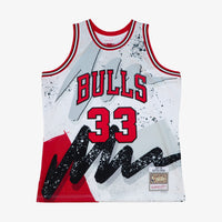 Chicago Bulls White jersey – view 3