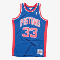 Detroit Pistons jersey – view 2