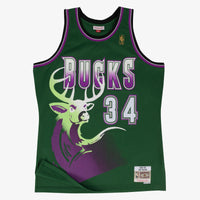 Milwaukee Bucks jersey – view 2