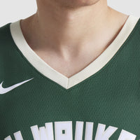 Milwaukee Bucks Giannis Antetokounmpo jersey – view 8