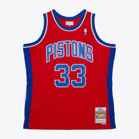 Detroit Pistons Red jersey – view 3