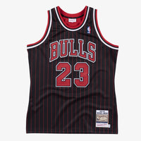 Chicago Bulls jersey – view 1