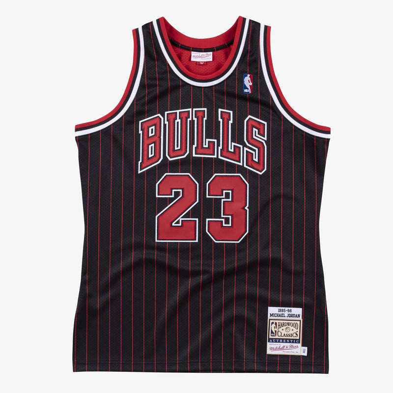 Chicago Bulls jersey – view 1