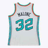 White jersey – view 4