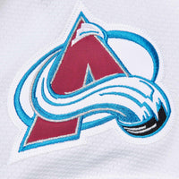 Colorado Avalanche Nathan MacKinnon White jersey – view 9