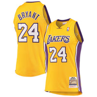 Gold jersey – view 1