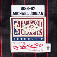 Chicago Bulls jersey – view 4