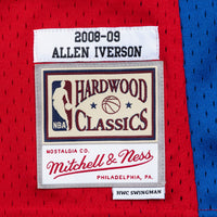 Detroit Pistons jersey – view 4