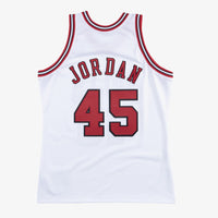 Chicago Bulls jersey – view 3