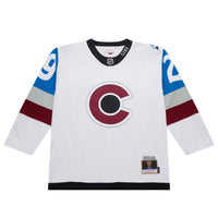 Colorado Avalanche Nathan MacKinnon White jersey – view 3